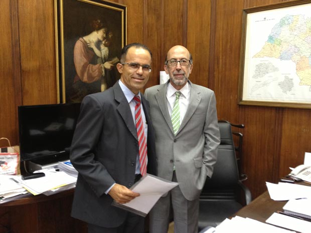 Prefeito Valmir com o subsecretário da Casa Civil, Rubens Cury (Foto Assessoria de Imprensa da PMI)