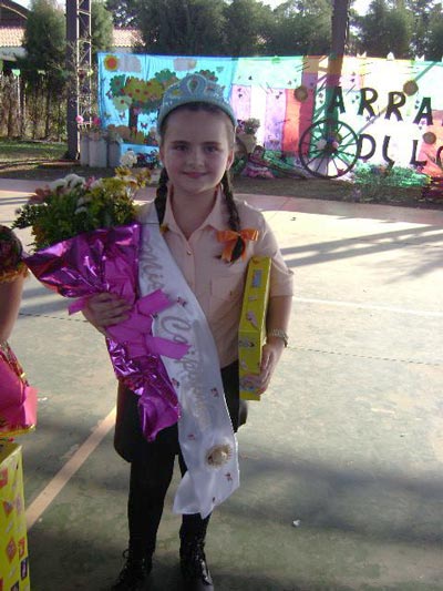 No período da tarde, o título ficou com a Luiza, de 8 anos (Foto: Divulgação)