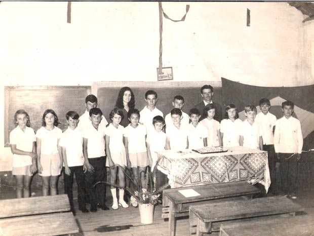 Santa-Lucia-1972-escola