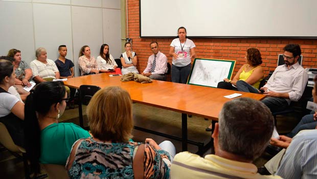 Reunião envolveu servidores do Paço Municipal para discutir ações (Foto: Assessoria de Imprensa da PMI)