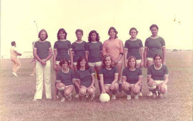 equipe-de-futebol-feminina-de-iracemapolis-anos-80