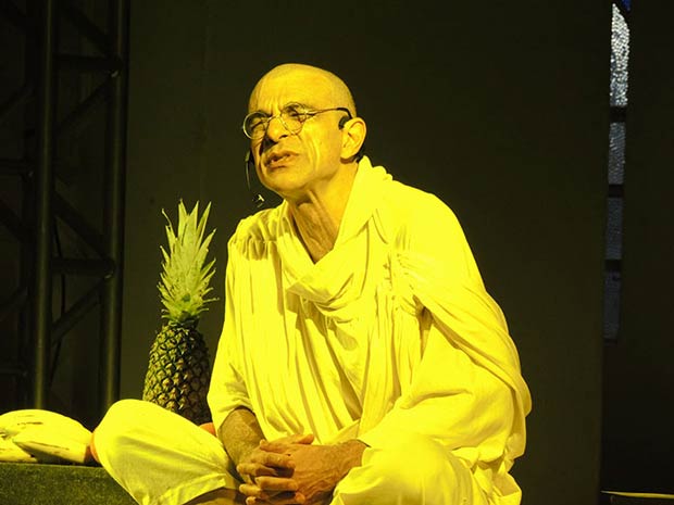Gandhi foi um grande líder espiritual e pacifista indiano (Foto: Divulgação)