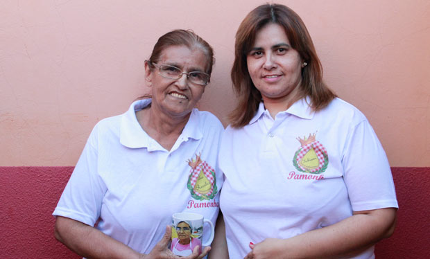 Dona Ana e sua filha Fabiane (Foto: Gazeta de Iracemápolis)