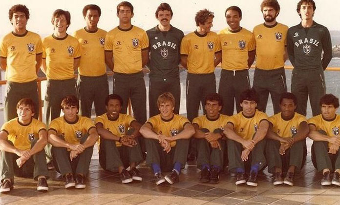 Atleta jogou ao lado de grandes jogadores, como Dunga, Gilmar e Mauro Galvão (Foto: Arquivo Pessoal de LHD)