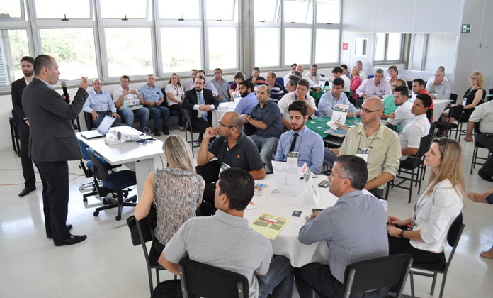 Evento reuniu participantes da indústria e do comércio, com o objetivo de promover um contato entre as empresas (Imagem: Reprodução)