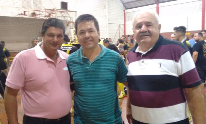 Presidente do Creci Marivaldo Casimiro, Half Silva, organizador do Jofe e Zelão Blumer, Vice Presidente do Creci (Foto: Divulgação)