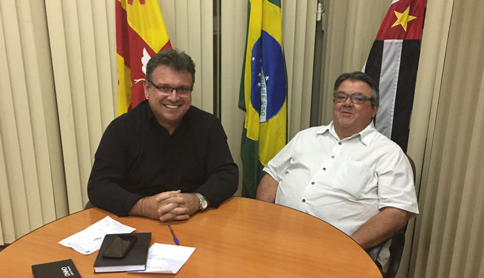 Juca do Ponto visitou o gabinete do prefeito Fábio Zuza para falar sobre o recurso (Foto: Assessoria de Imprensa da PMI)