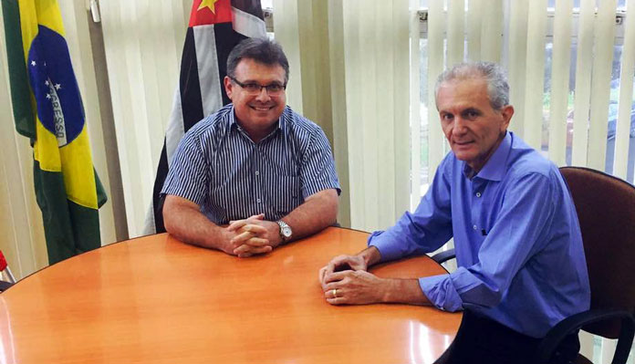 Fábio e Mário Botion se reúnem em busca de soluções para a rodovia (Foto: Assessoria de Imprensa da PMI)