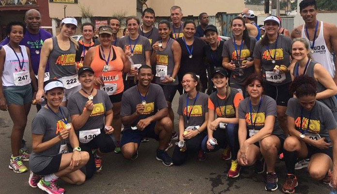 Este ano a equipe correu em seis cidades da região, além de participar da Meia Maratona Internacional do Rio de Janeiro (Foto: Reprodução Internet)