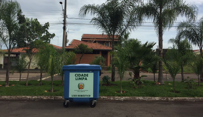 Recipientes têm capacidade para mil litros e são exclusivos para lixo orgânico (Foto: Assessoria de Imprensa da PMI)