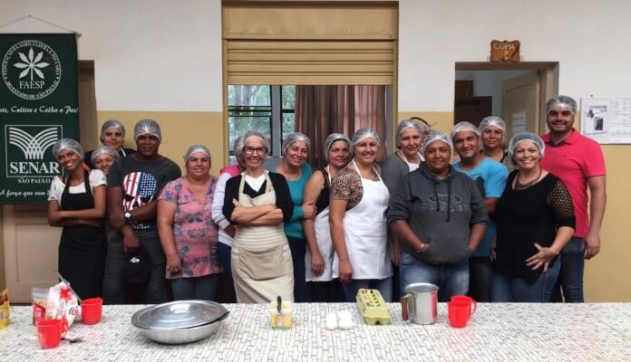  Alunos aprenderam a fazer vários tipos de pães, como brioche e pão de batata (Foto: Divulgação)