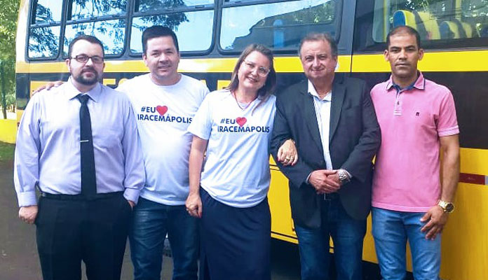 Deputado-miguel-lombardi-entrega-onibus-escolar