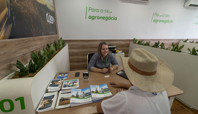 Sicredi se destaca por ser a segunda maior instituição financeira na concessão de crédito destinado ao agronegócio (Foto: Divulgação)