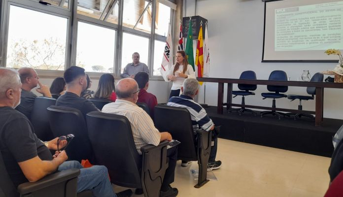 Gestores das pastas e servidores de diversos setores da Prefeitura fizeram parte da ação (Foto: Divulgação)