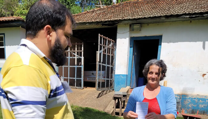 Orientações sobre doenças como: febre maculosa, leptospirose e raiva foram passadas aos munícipes (Foto: Divulgação)