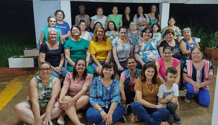 Neste ano foram realizados os cursos de costura, confecção de lingerie e tapetes (Foto: Divulgação)