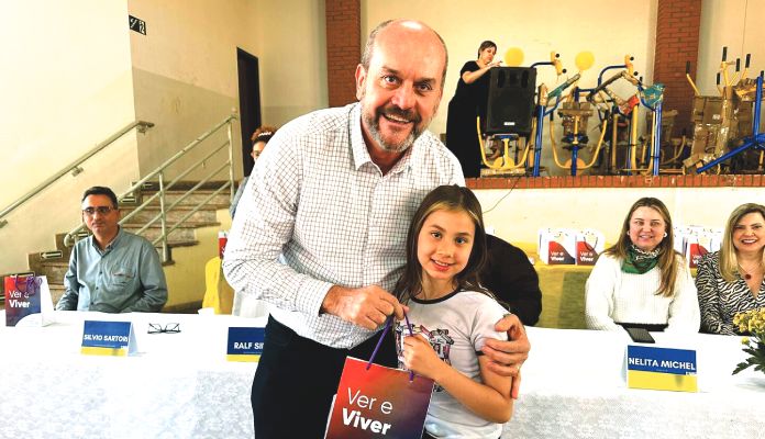 Secretário de Educação, Silvio Sartori